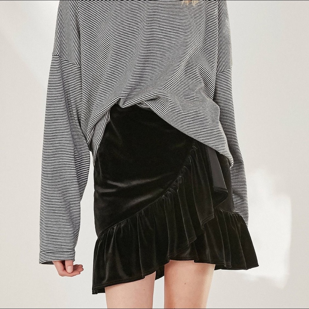 Urban Outfitters Velvet Ruffle Hem Skirt